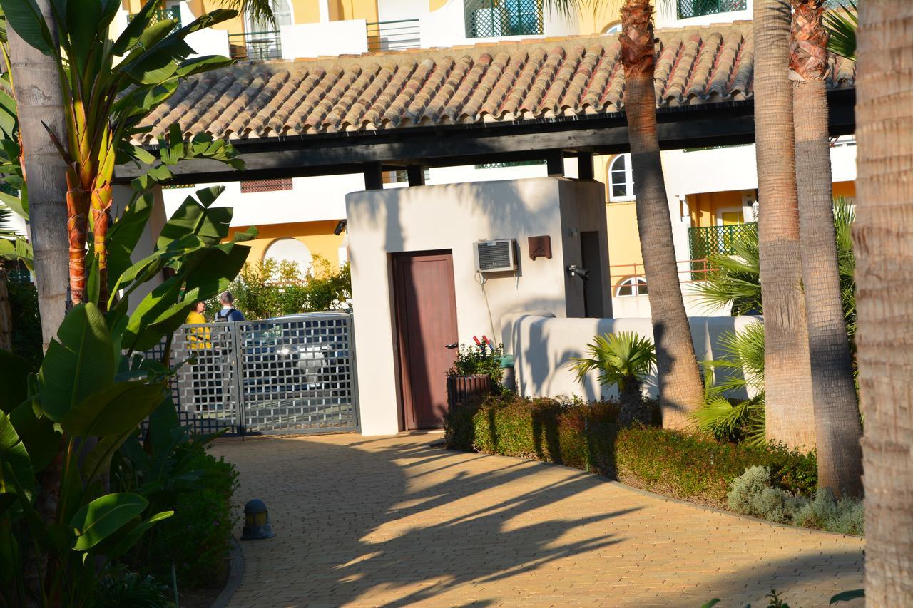 Apartment Medina De Banus Marbella Exteriör bild