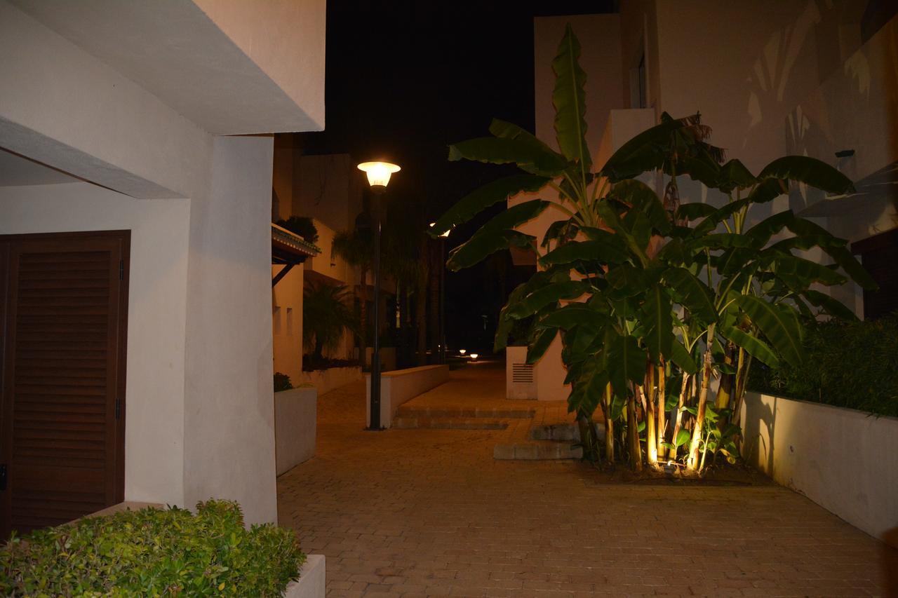 Apartment Medina De Banus Marbella Exteriör bild